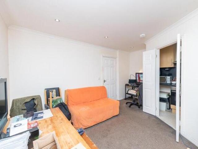 Apartment for sale in Ferryden, Scotland