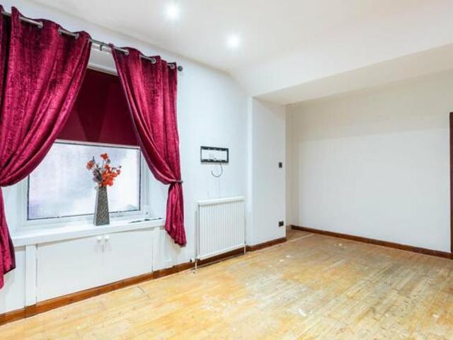 Apartment for sale in Ferryden, Scotland