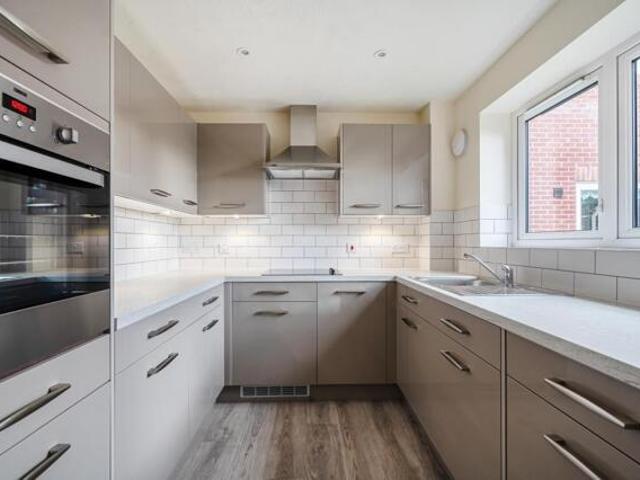 Apartment for sale in Princes Risborough, Buckinghamshire