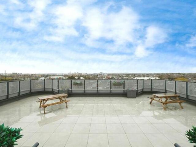 Apartment for sale in Romford, Havering