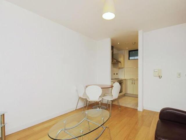 Apartment for sale in Rotherham, Moorgate