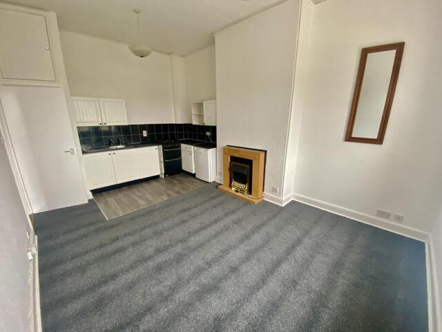 Apartment for sale in Elmfield, Ryde