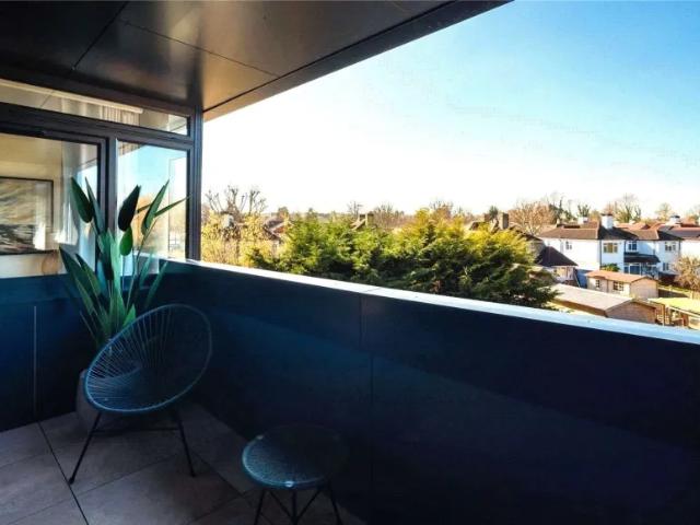 Apartment for sale in Longlands, Halfway Street