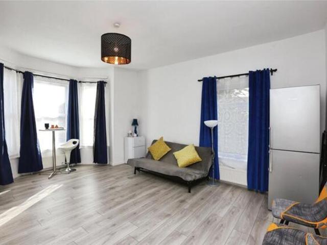 Apartment for sale in Bevois Valley, Portswood