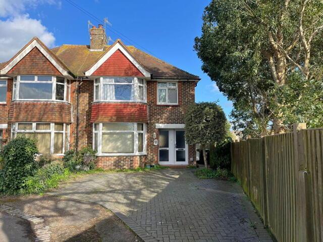 Apartment for sale in Fishersgate, West Sussex