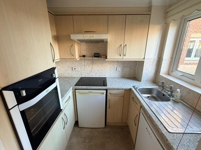 Apartment for sale in Stanford-le-hope, Essex