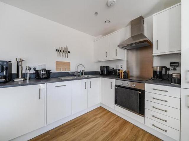 Apartment for sale in Thatcham, West Berkshire