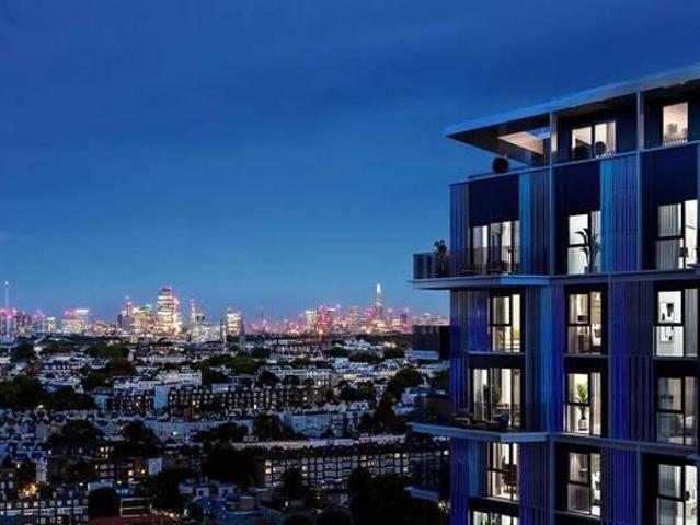 Apartment for sale in Shepherd's Bush, Greater London