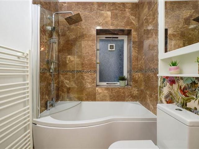 Apartment for sale in Bluebell, North Tipperary