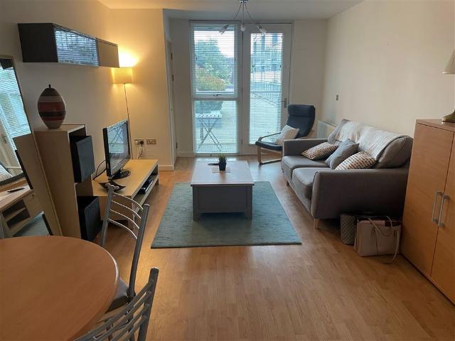Apartment to rent in Bluebell, North Tipperary