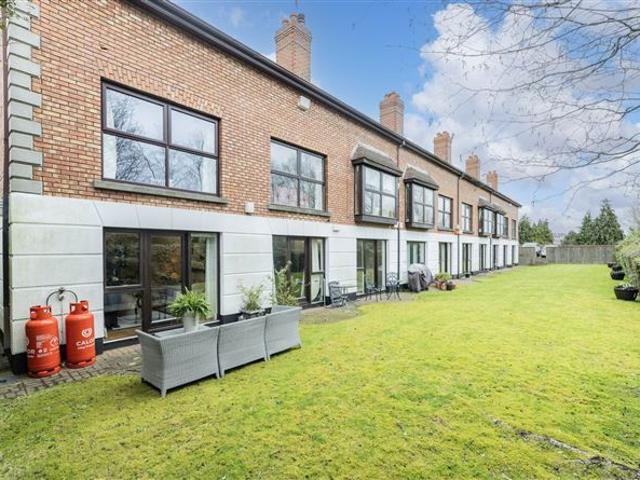 Apartment for sale in Bluebell, North Tipperary