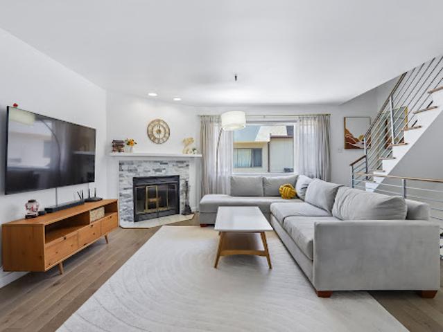 Apartment for sale in Fort Lee, New Jersey