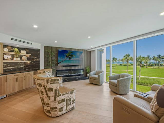 Apartment for sale in Naples, Florida