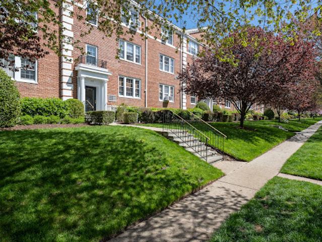 Apartment for sale in Garden City Apartment for sale in Garden City
