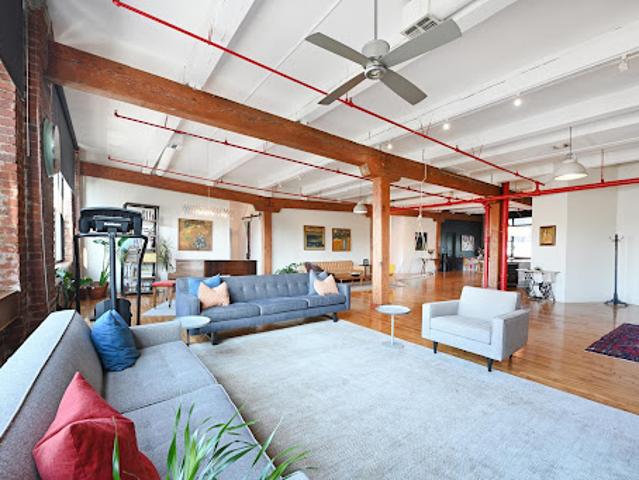 Apartment for sale in Hudson, New Jersey