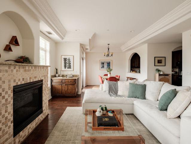 Apartment for sale in Studio City Apartment for sale in Studio City