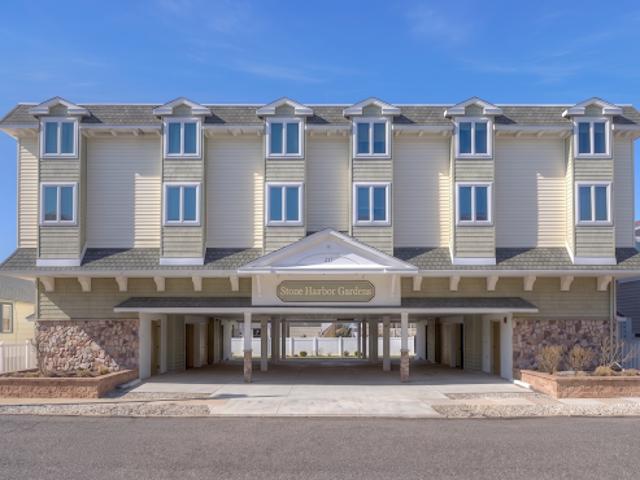 Apartment for sale in Stone Harbor, New Jersey