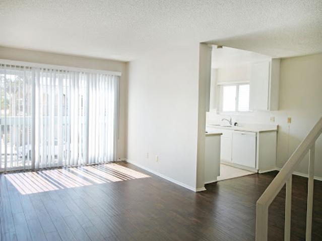 Apartment for sale in Manhattan Beach, California