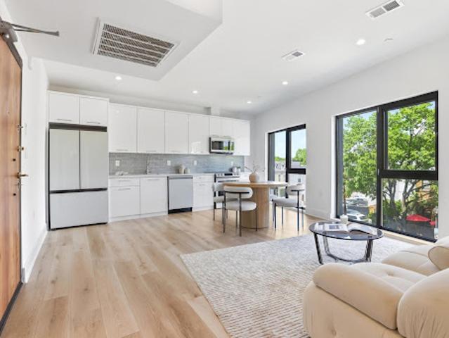 Apartment for sale in Washington, Washington DC