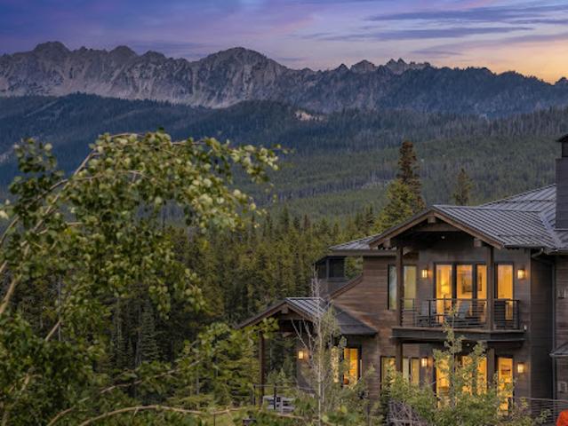 Apartment for sale in Big Sky, Montana