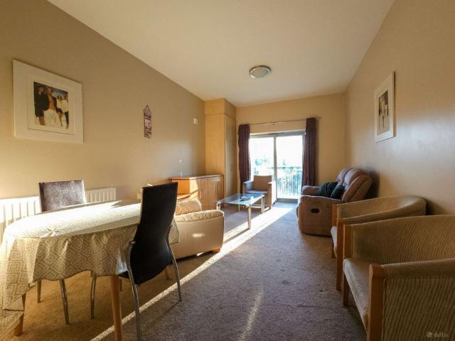 Apartment to rent in Bluebell, North Tipperary