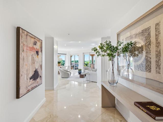 Apartment for sale in Coral Gables, Florida