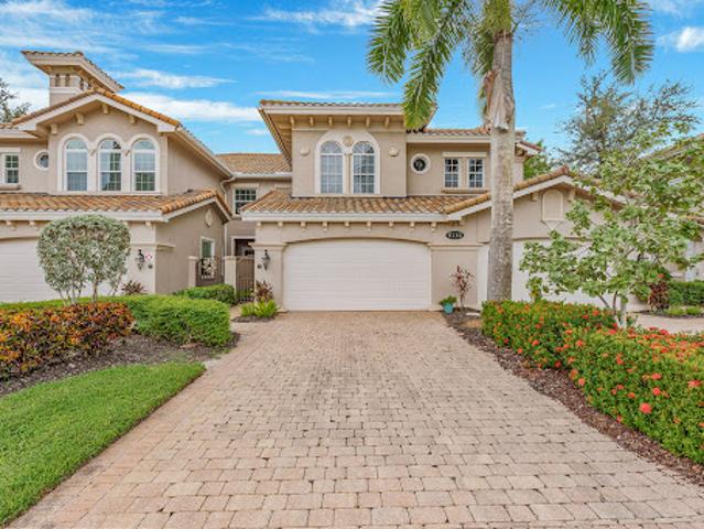Apartment for sale in Naples, Florida