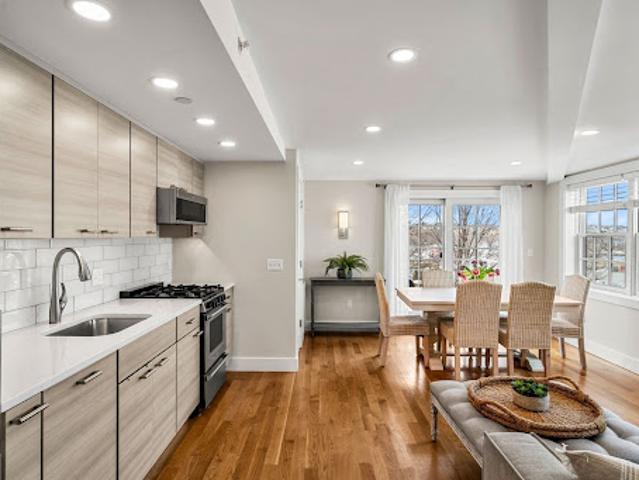 Apartment for sale in Rockport, Massachusetts