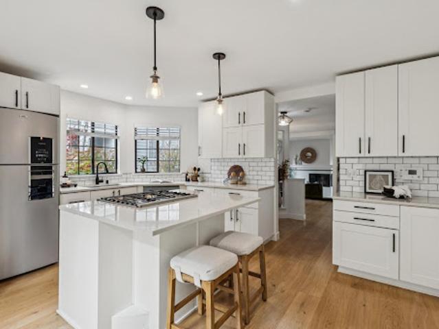 Apartment for sale in Mill Valley, California