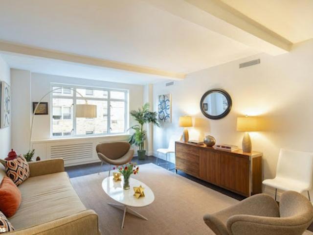 Apartment for sale in Arverne, New York