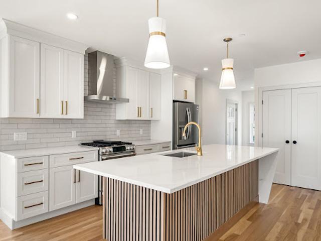 Apartment for sale in Stoneham, Massachusetts