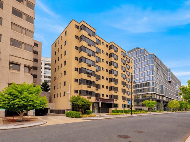 Apartment for sale in Washington, Washington DC