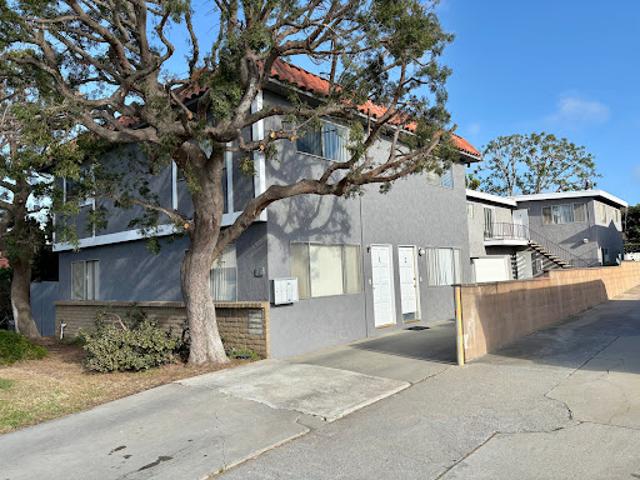 Apartment for sale in Redondo Beach, California