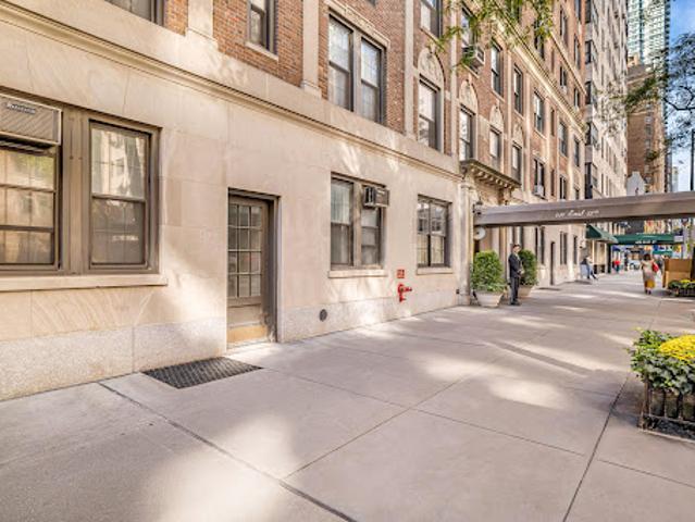 Apartment for sale in Arverne, New York