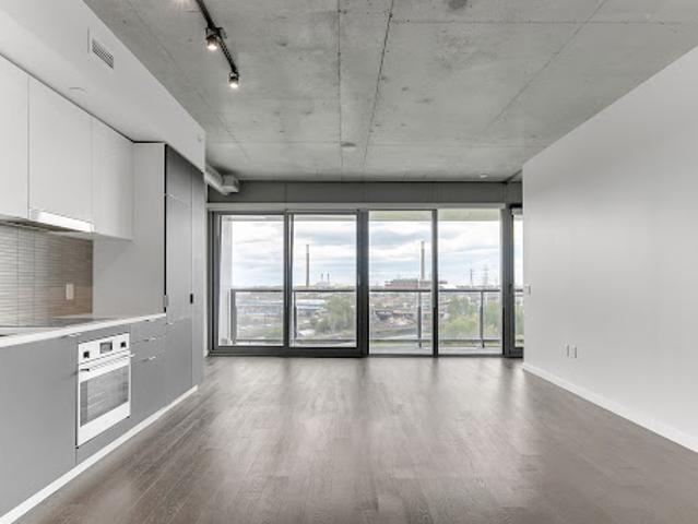 Apartment for sale in Woburn, Ontario