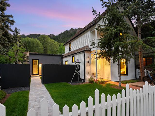 Apartment for sale in Aspen, Colorado
