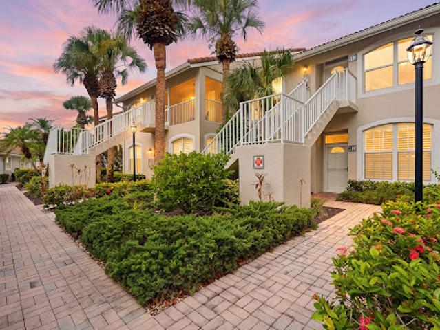 Apartment for sale in Naples, Florida