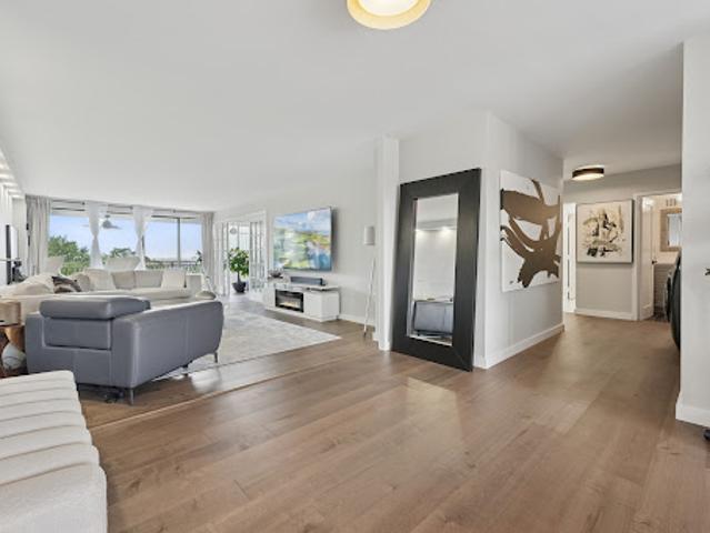 Apartment for sale in Fort Lee, New Jersey