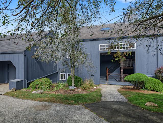 Apartment for sale in Guilford, South Central Connecticut Planning Region