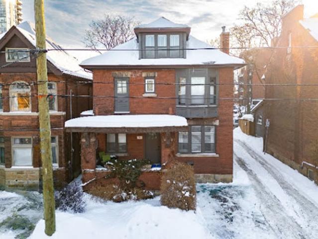 Apartment for sale in Ancaster, Ontario