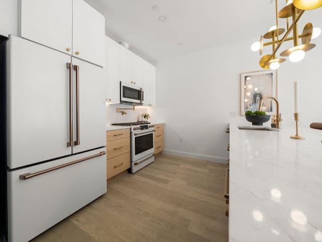 Apartment for sale in Boston, Massachusetts