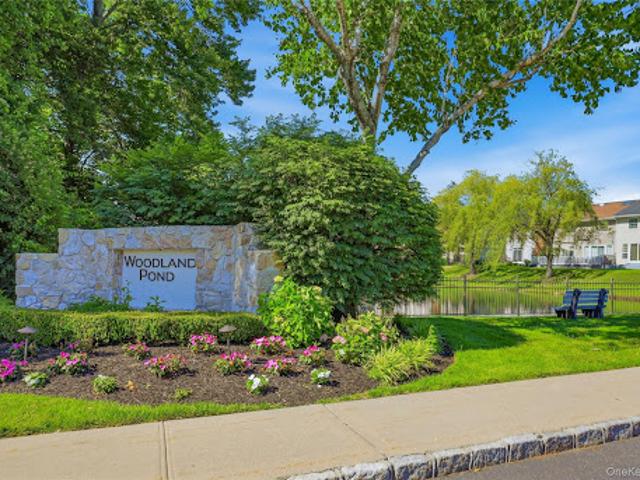 Apartment for sale in Nassau, New York