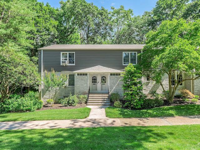 Apartment for sale in Nassau, New York