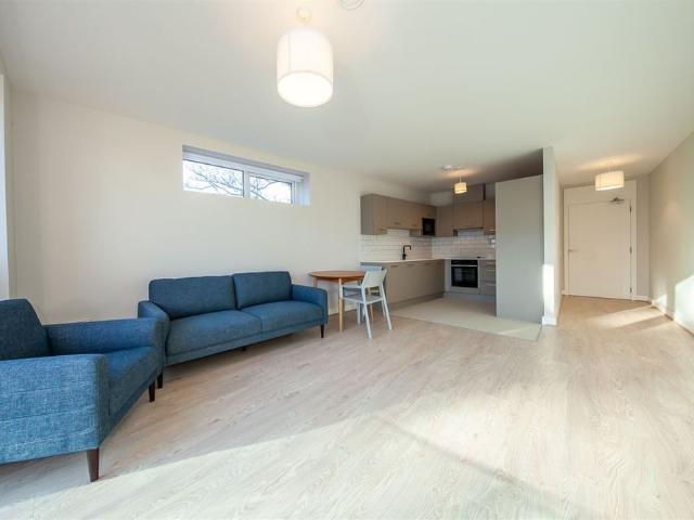 Apartment to rent in Bluebell, North Tipperary