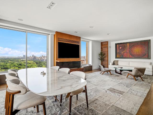 Apartment for sale in Arverne, New York
