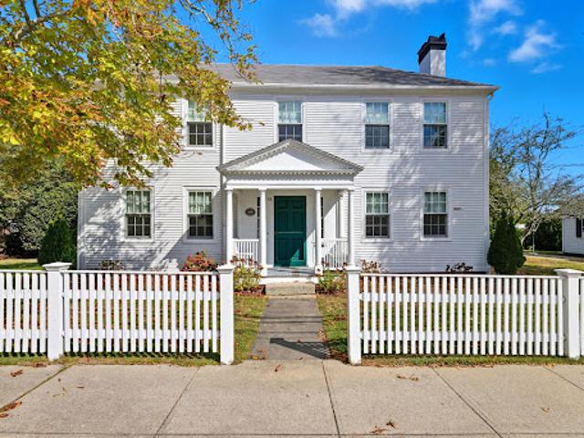 Apartment for sale in East Falmouth, Massachusetts