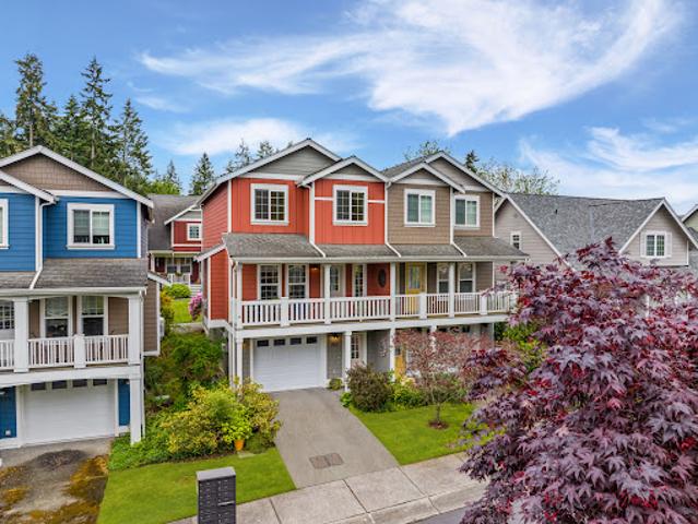 Apartment for sale in Bainbridge Island