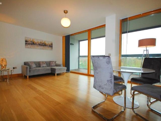 Apartment to rent in Bluebell, North Tipperary