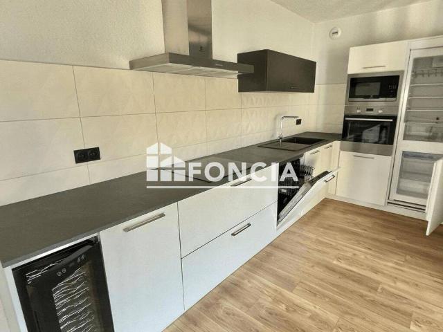 Appartement location à Pierres, Tournon-sur-Rhône