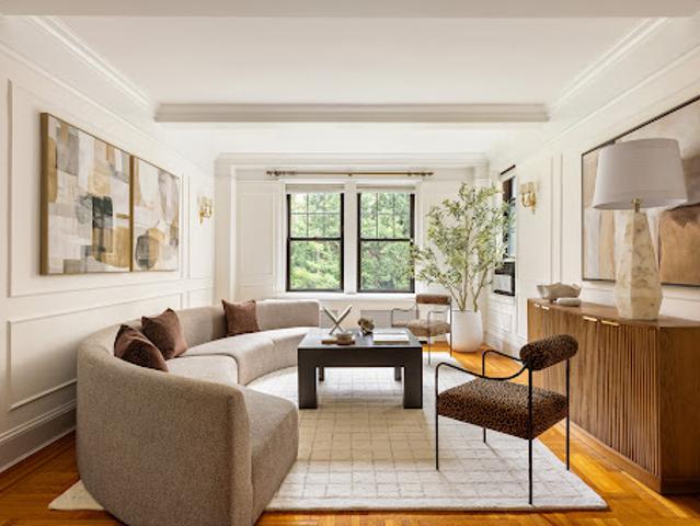 Apartment for sale in New York, Arverne